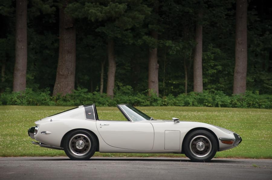  Toyota 2000GT Targa 1967 года  (фото 12 из 15)
